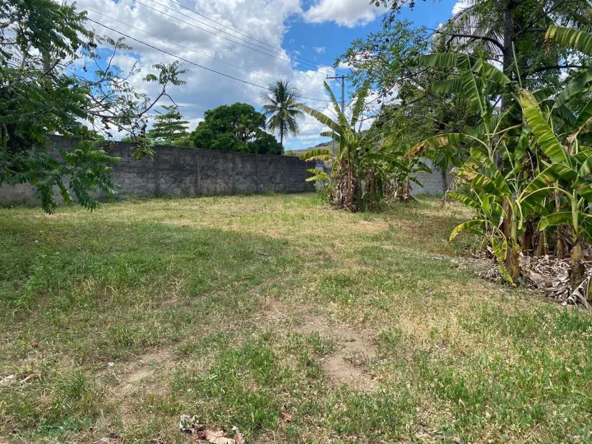 Imagem Chácara para Venda em Itaboraí, Calundu, 2 dormitórios, 1 banheiro, 2 vagas