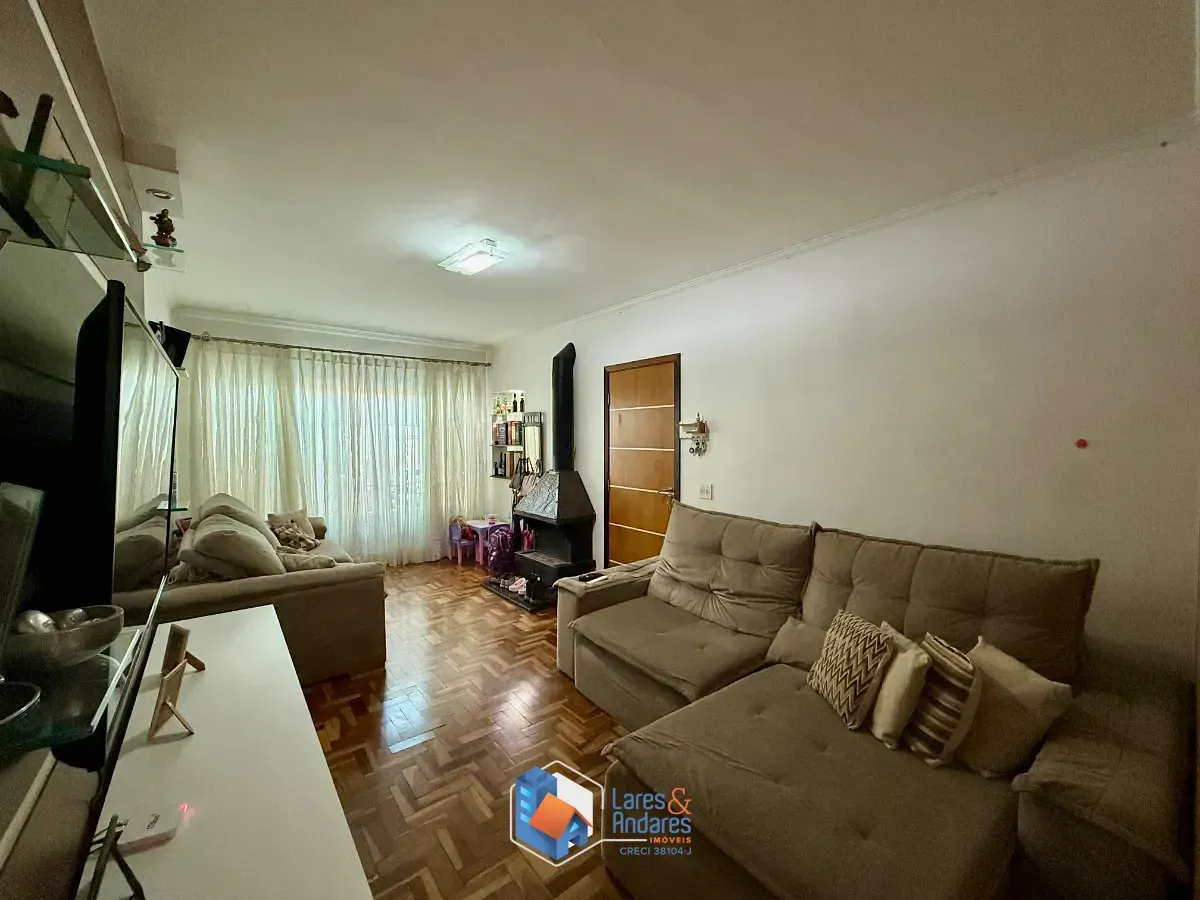 Foto do imóvel Casa para venda em Vila Marari com 3 quartos, sendo 1 suíte, 164m² em Rua Maria Pais de Barros