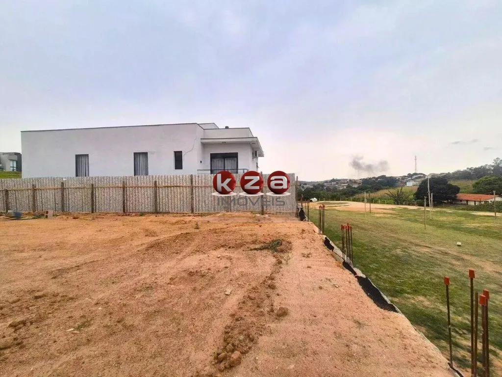 Imagem Terreno de 300m² em condomínio à venda em Valinhos-SP, no Residencial Mont' Alcino