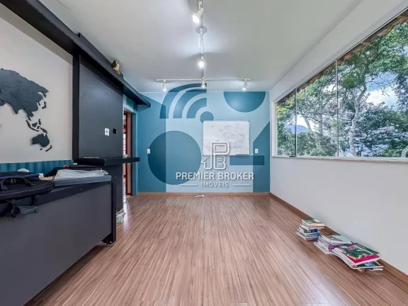 Imagem Casa à venda, 204 m² por R$ 800.000,00 - Alto - Teresópolis/RJ