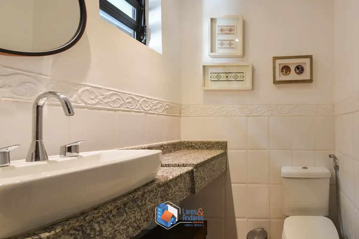 Imagem Casa para venda em Pacaembu com 3 quartos, sendo 3 suítes, 422m²