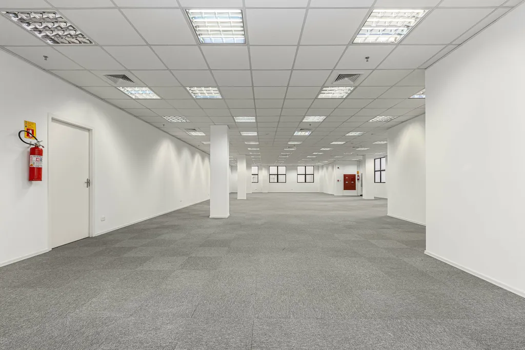 Imagem SALA COMERCIAL em Curitiba - PR, Centro