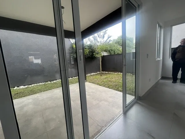 Imagem Casa 4 dormitórios em condominio fechado em Santa Felicidade