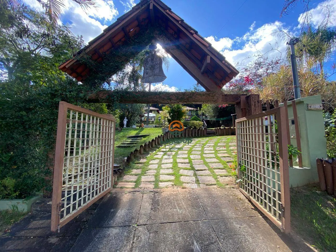 Imagem Casa com 3 dormitórios à venda, 113 m² por R$ 1.550.000,00 - Condomínio Condados da Lagoa - Lagoa Santa/MG