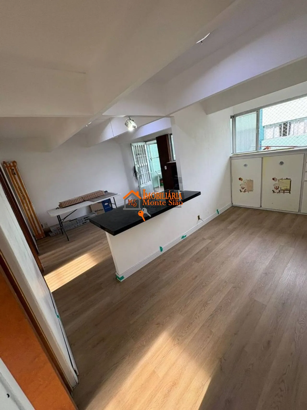Imagem Apartamento com 3 dormitórios à venda, 63 m² por R$ 375.000,00 - Parque Cecap - Guarulhos/SP