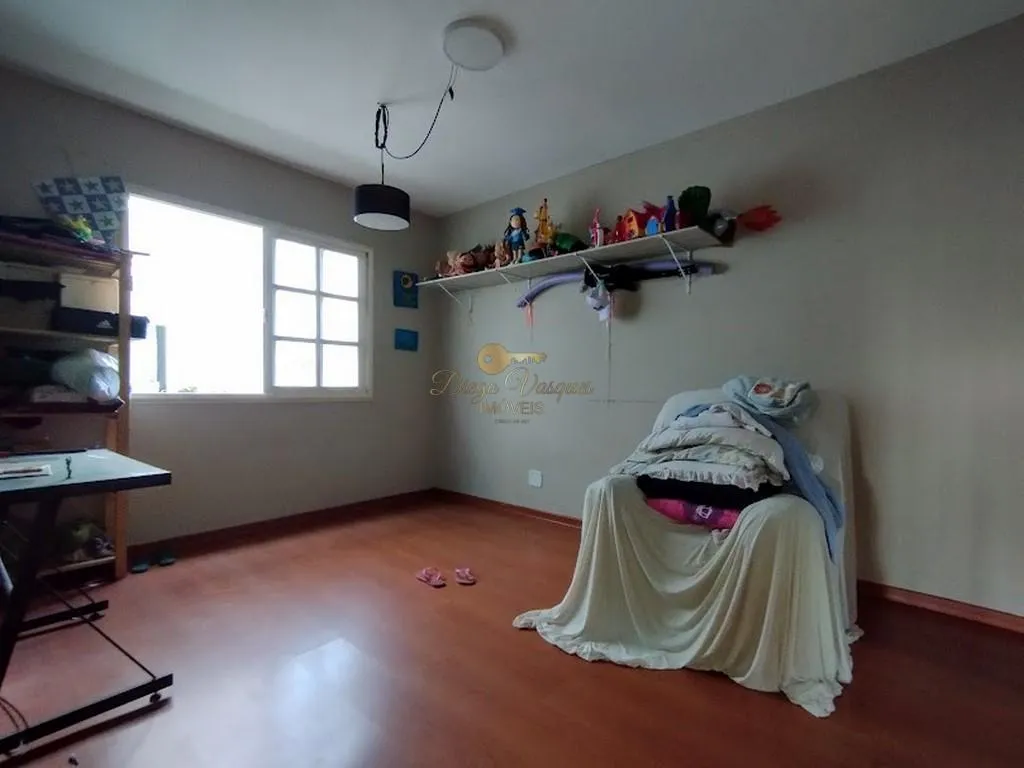 Imagem Casa em Condomínio para Venda em Teresópolis / RJ no bairro Albuquerque