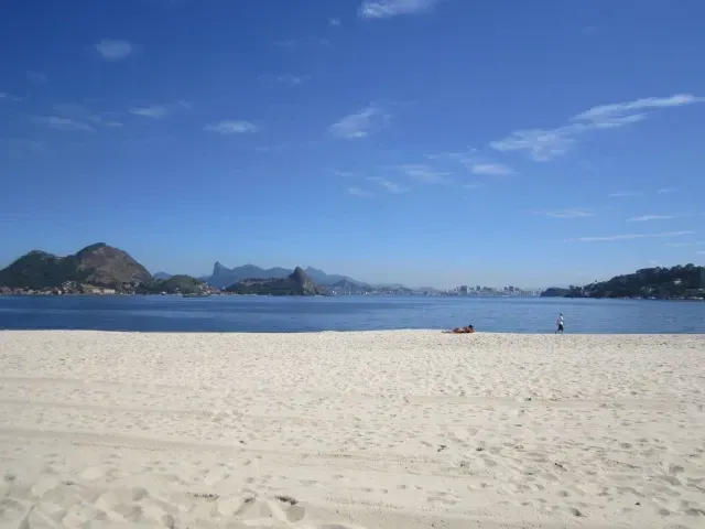 Imagem Casa com 4 Quartos à Venda, 360 m² em São Francisco - Niterói