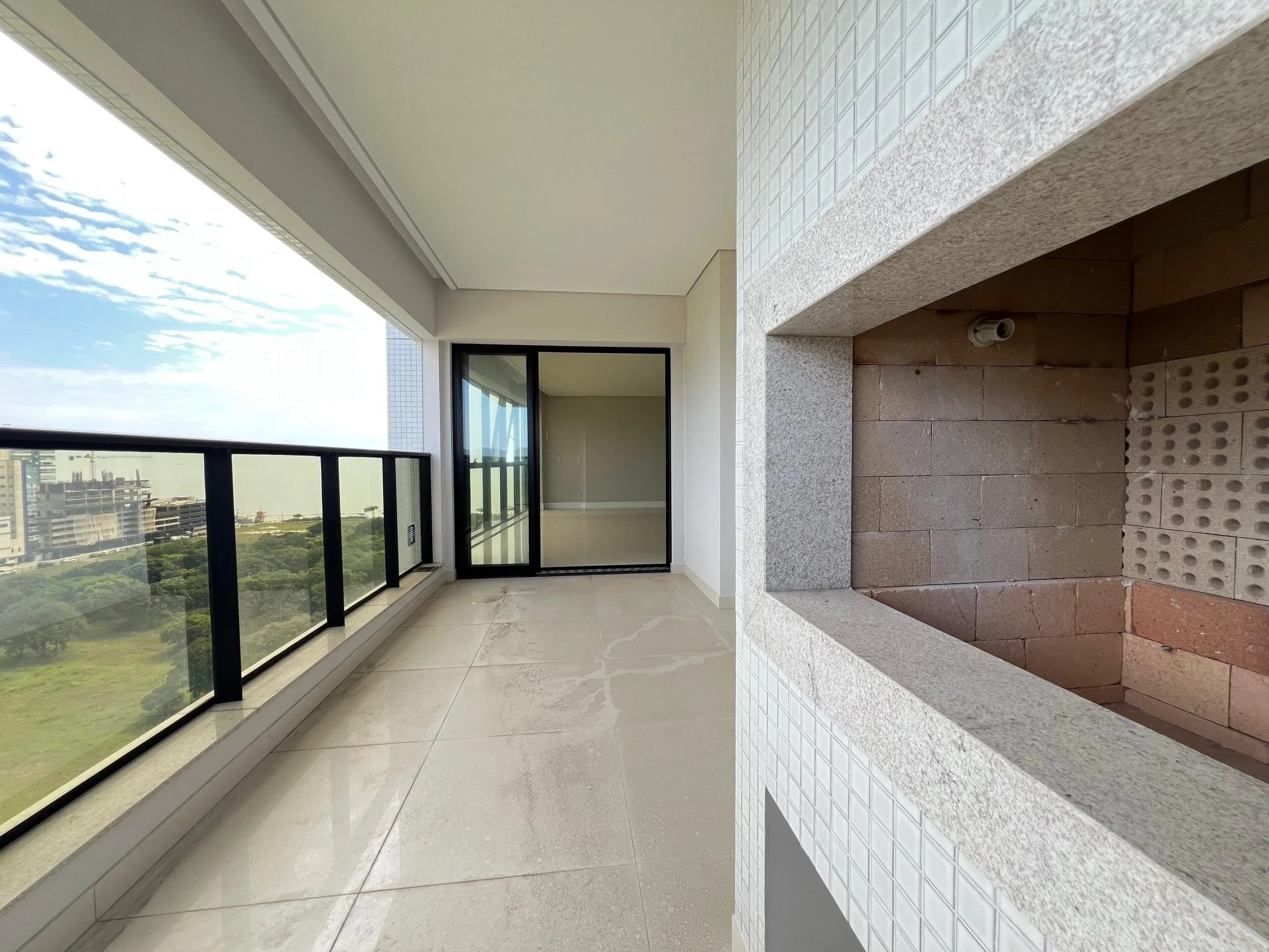 Imagem Apartamento com vista para o mar à venda com 183.15m2 por R$ 3.800.000,00