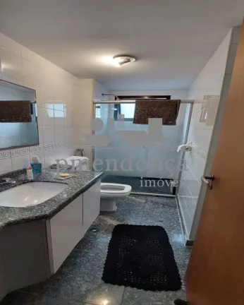 Imagem Apartamento com 148m2 à venda em Perdizes, 3 suítes e 3 vagas com depósito.