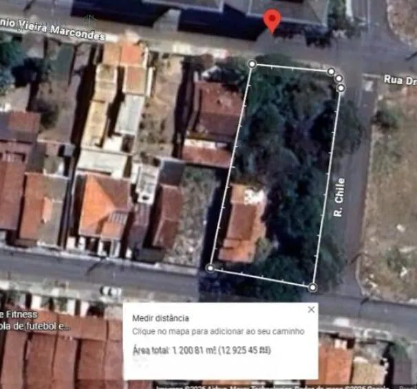 Imagem Esquina Estratégica com 3 Frentes e 1.200m² - Excelente Aproveitamento