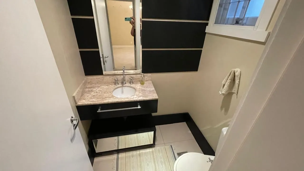 Imagem Casa de Condomínio em Chácara das Pedras