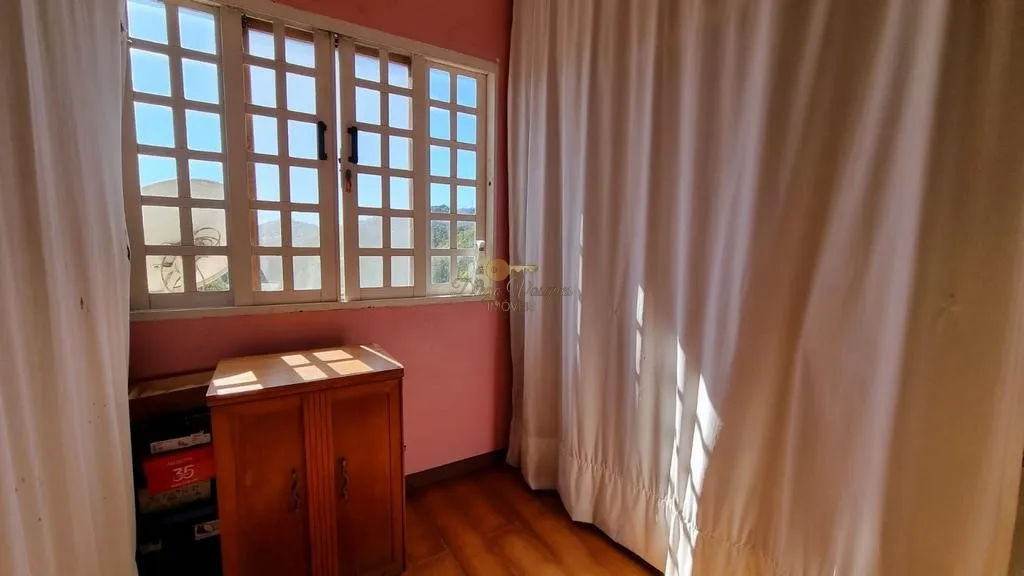 Imagem Casa em Condomínio para Venda em Teresópolis / RJ no bairro Cascata Guarani