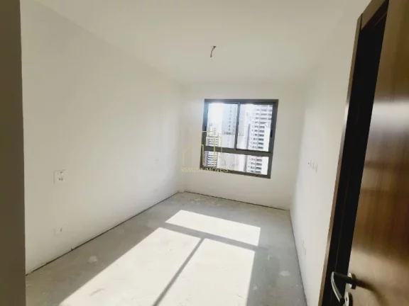 Imagem Lindo apartamento de alto padrão com três suítes gabinete varanda a venda no Horto Florestal