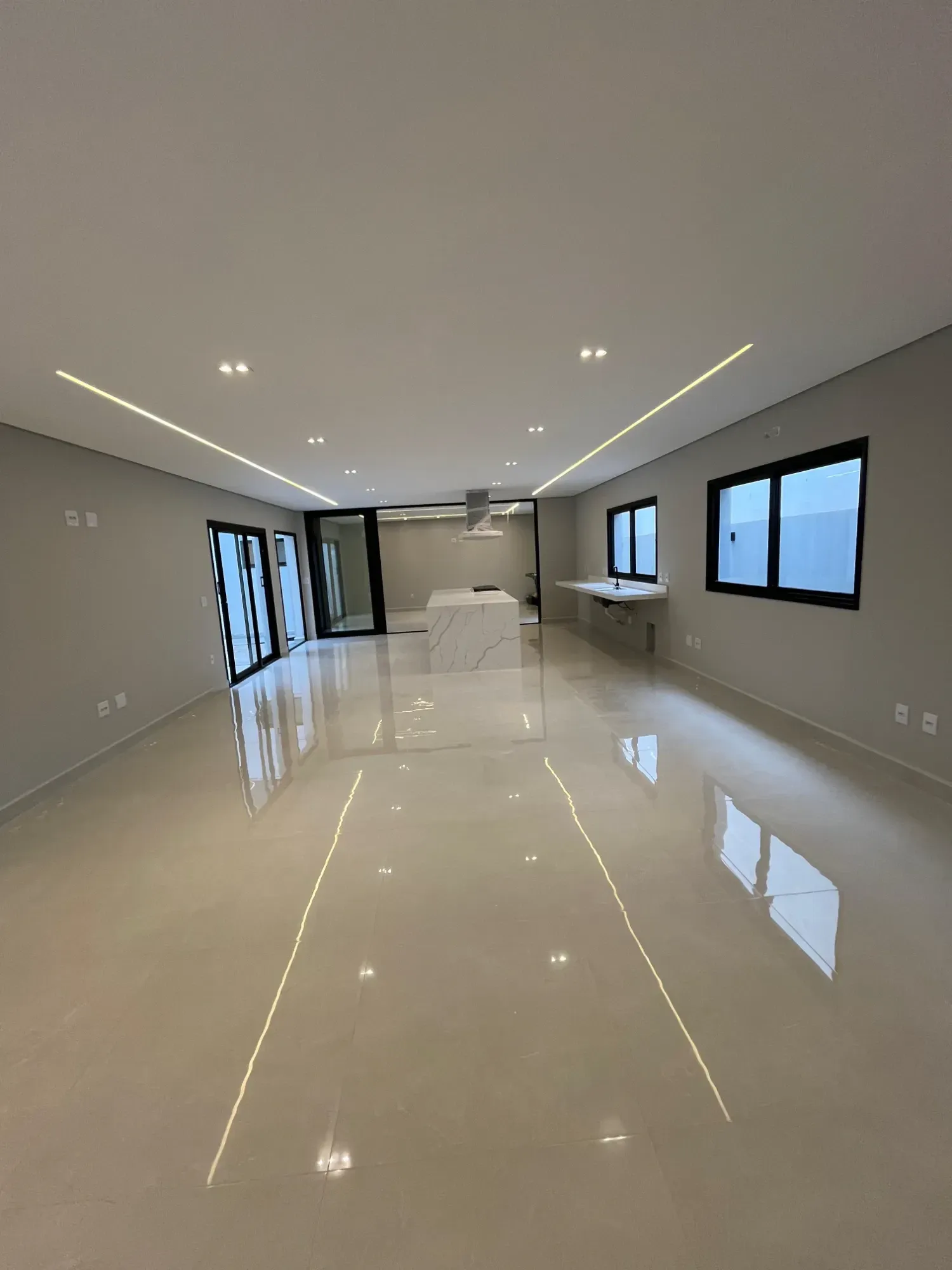Imagem Casa com 3 Quartos à Venda, 322 m² em Parque Três Meninos - Sorocaba