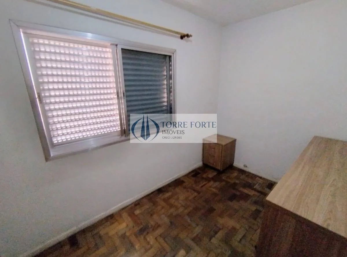 Imagem Casa sobrado de 320m², com 3 dormitórios, ao lado do Metrô Penha