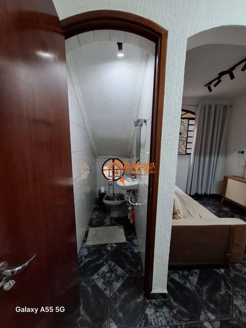 Imagem Sobrado com 3 dormitórios à venda, 188 m² por R$ 650.000,00 - Vila Galvão - Guarulhos/SP