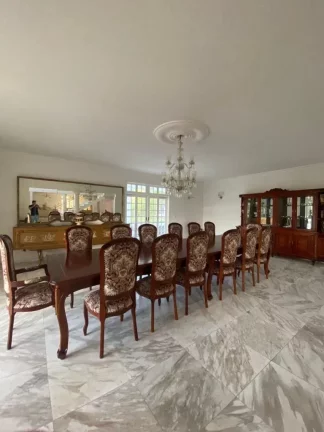 Imagem CASA A VENDA NO CAXAMBU