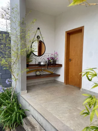 Imagem Chácara dos Sonhos: Rancho com Piscina, Suíte, Lavabo, Lavanderia e Área Gourmet em 1000 m2