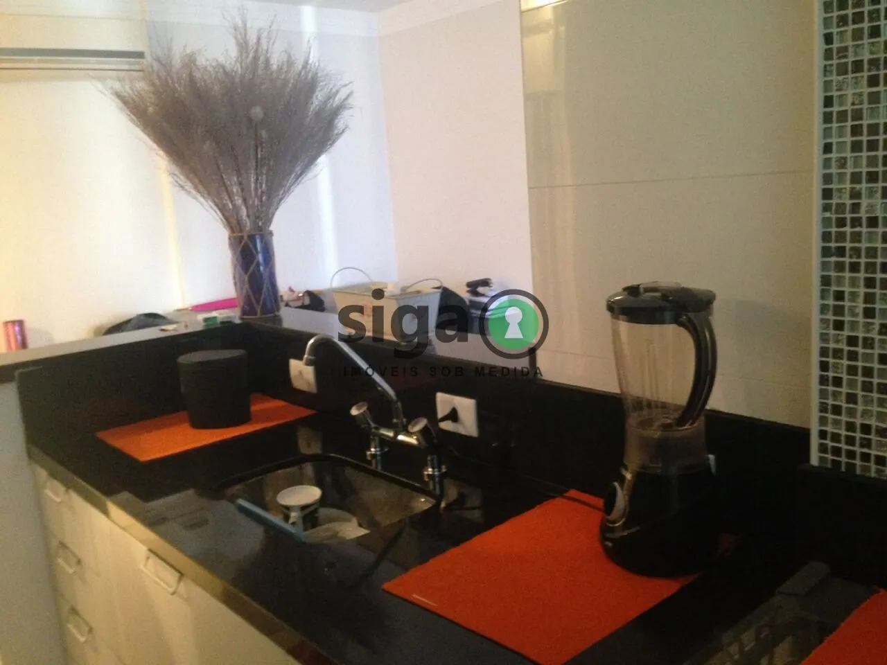 Imagem Excelente Apartamento para Venda e Locação na Vila Olímpia - com 72m² - MOBILIADO - São Paulo/SP