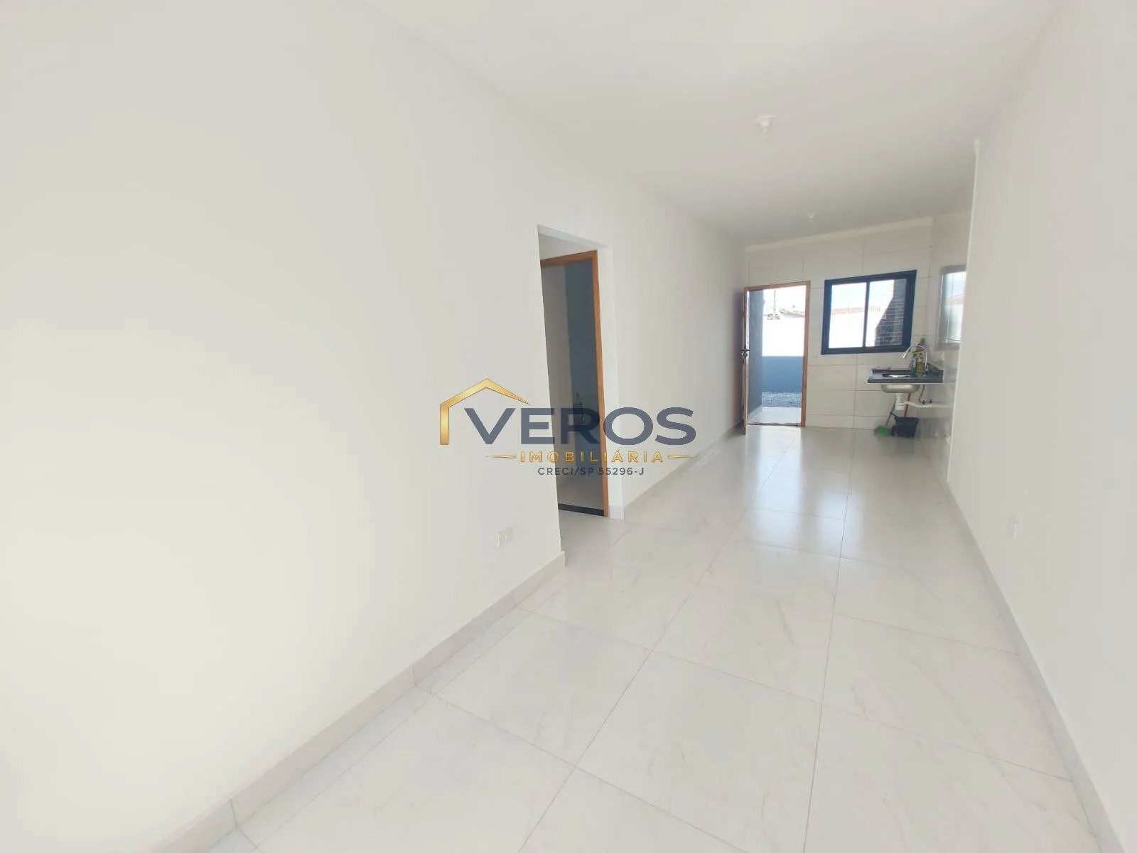 Imagem Casa nova com churrasqueira para venda no Balneário dos Golfinhos Caraguá