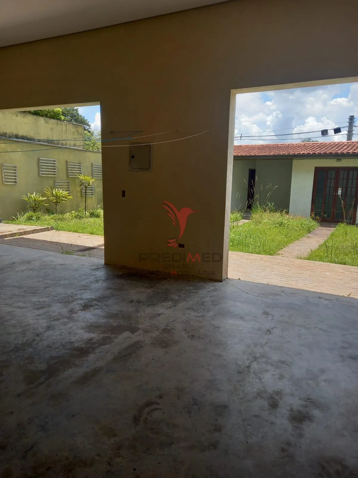 Imagem Casa semi-térrea no Condomínio São Fernando em Barueri