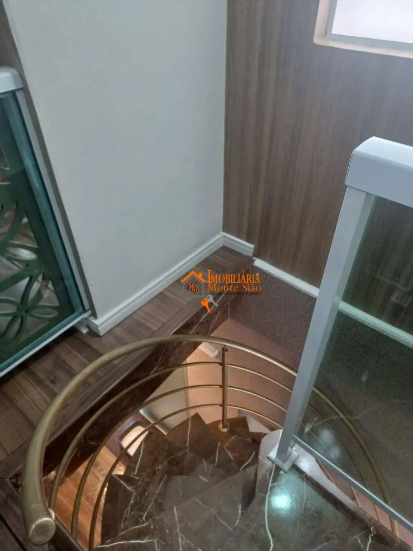 Imagem Sobrado com 2 dormitórios à venda, 192 m² por R$ 499.000,00 - Cidade Soberana - Guarulhos/SP