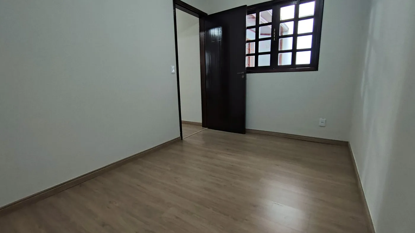Imagem 60 m2 - Casa 3 quartos em Curitiba.São Lourenço. R$ 495.000.