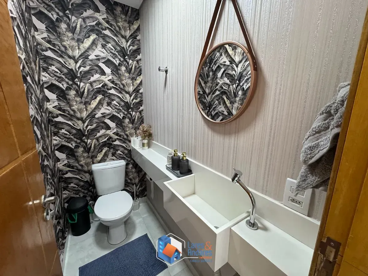 Imagem Sobrado para venda em Penha de França com 3 quartos, sendo 1 suíte, 15,715m²