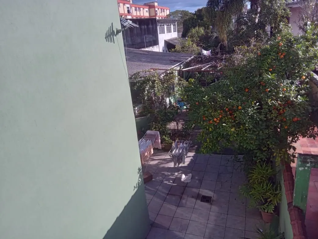 Imagem Casa sobrado Comercial e Residencial de 4 dormitórios e 6 banheiros e 5 vagas de garagem