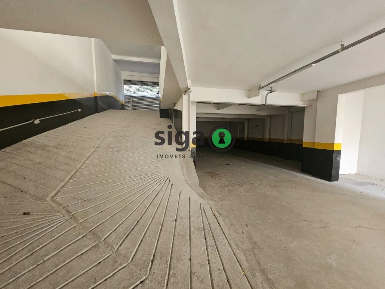 Imagem Predio comercial para locação 1334m² Vl Fomosa com Estacionamento