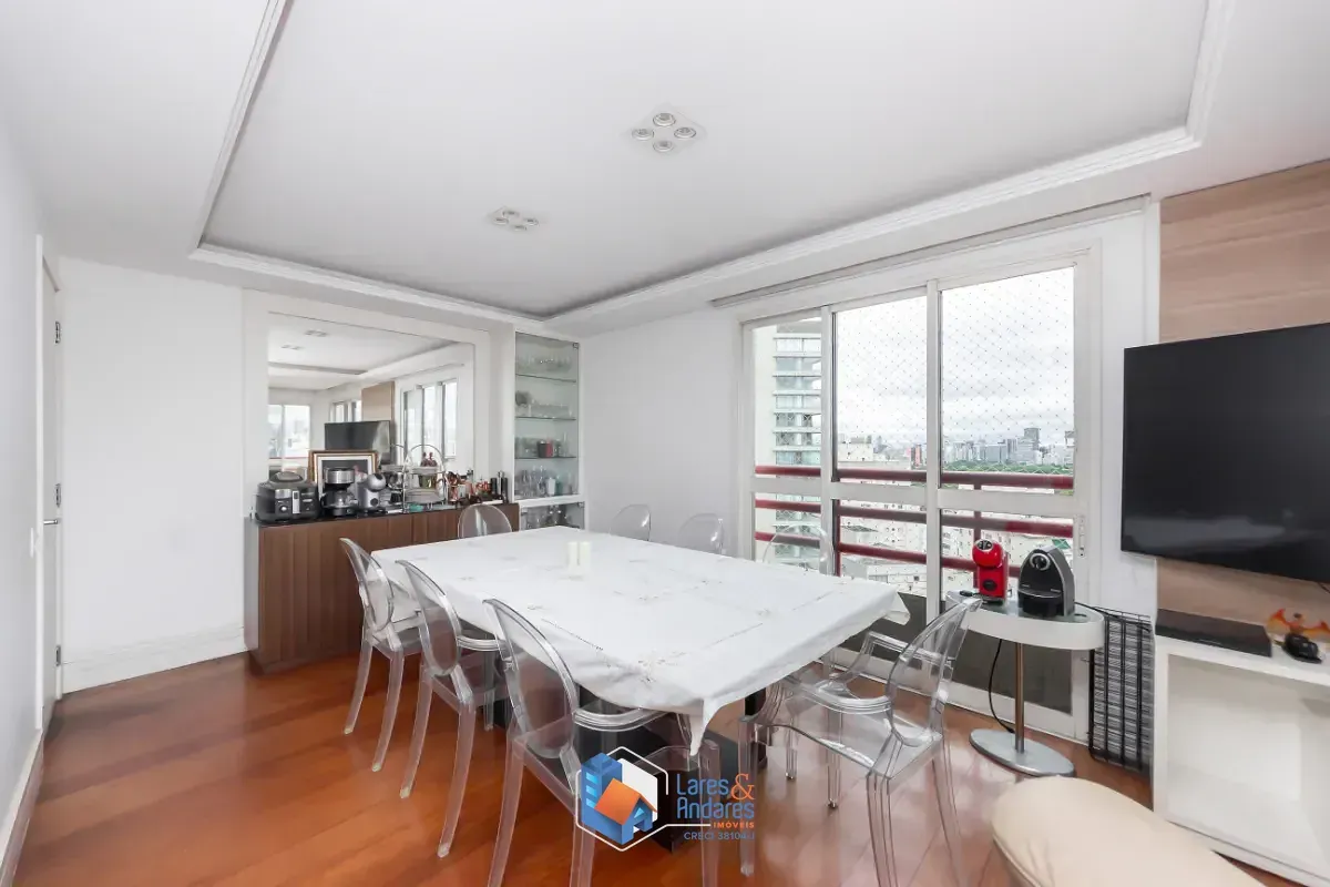 Imagem Duplex para venda em Itaim Bibi com 4 quartos, sendo 4 suítes, 190m²