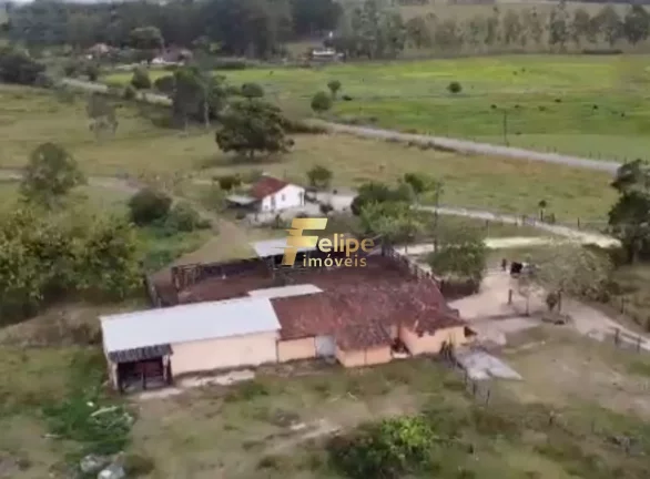 EXCELENTE FAZENDA A VENDA PORTEIRA FECHADA EM ARARUAMA/RJ.