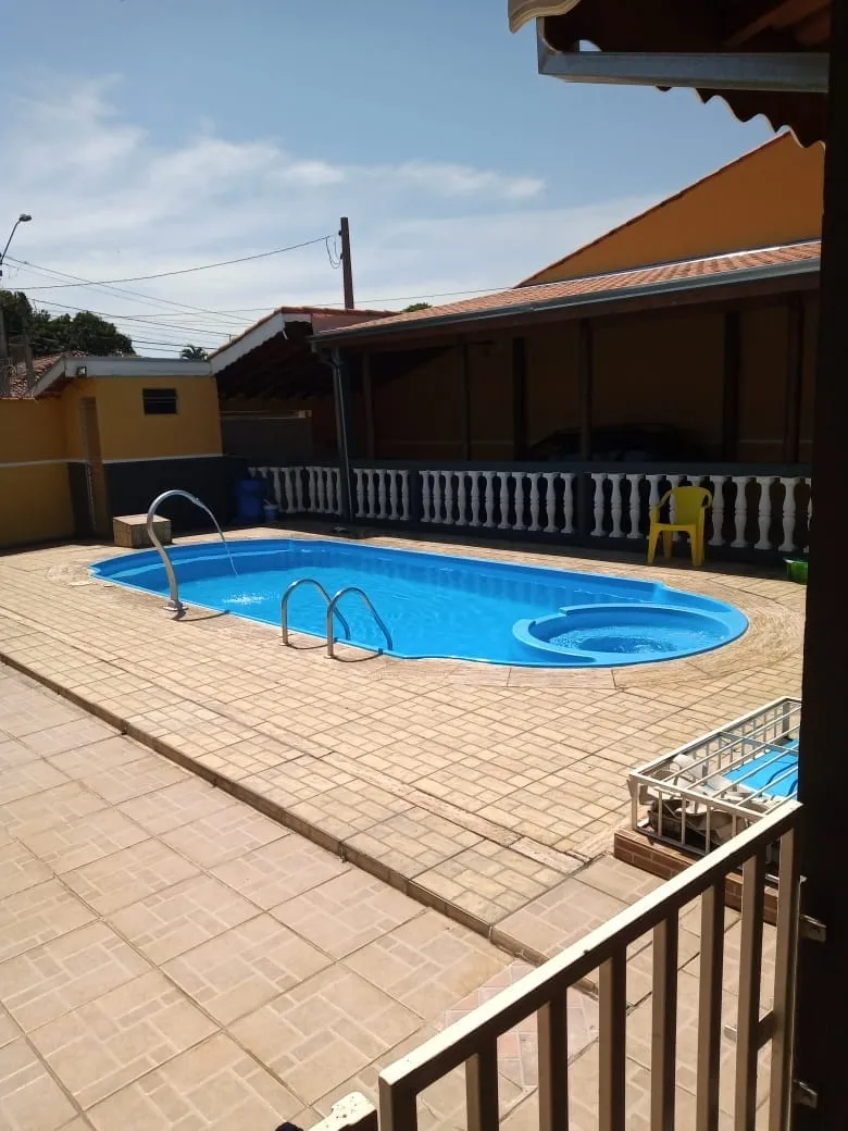 Imagem Comercial à venda 1 Quarto, 255.62M², Jardim Carlota, Pindamonhangaba - SP