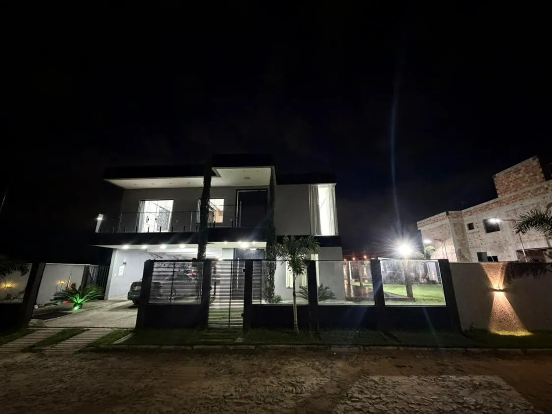 Imagem CASA DE LUXO À VENDA EM CONTAGEM/MG , Área de 915 m²