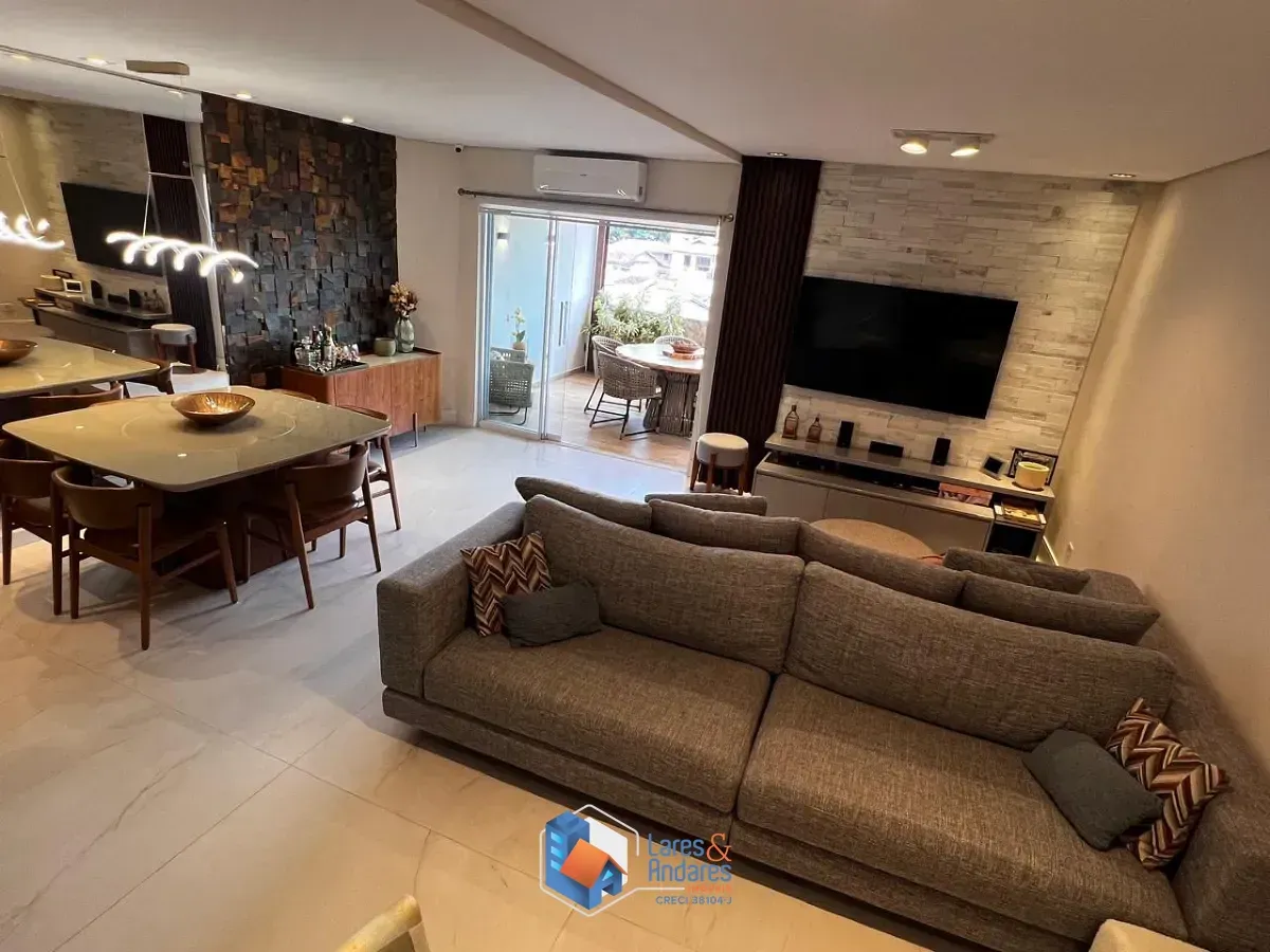 Imagem Casa em condomínio para venda em Jardim Londrina com 3 quartos, sendo 3 suítes, 229m²
