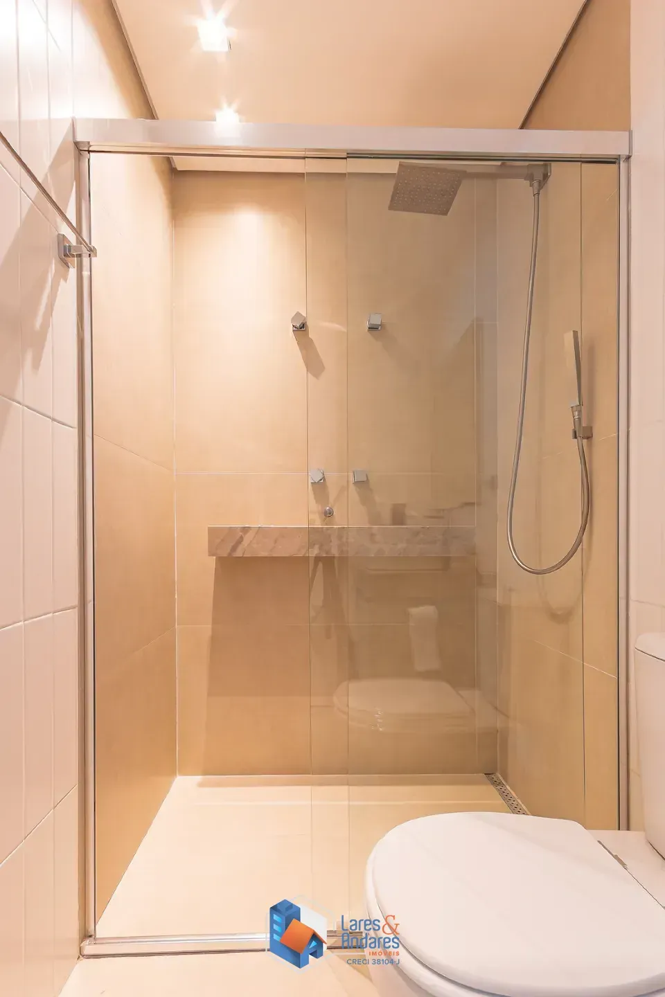 Imagem Duplex para venda em Pinheiros com 2 quartos, sendo 2 suítes, 130m²