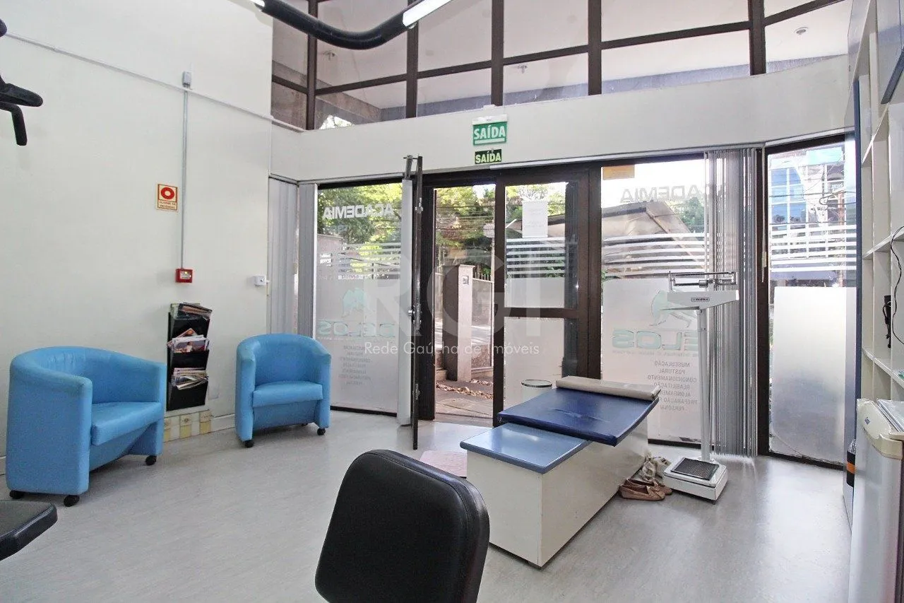 Imagem Casa Comercial para Venda - 68.58 Auxiliadora, Porto Alegre/RS
