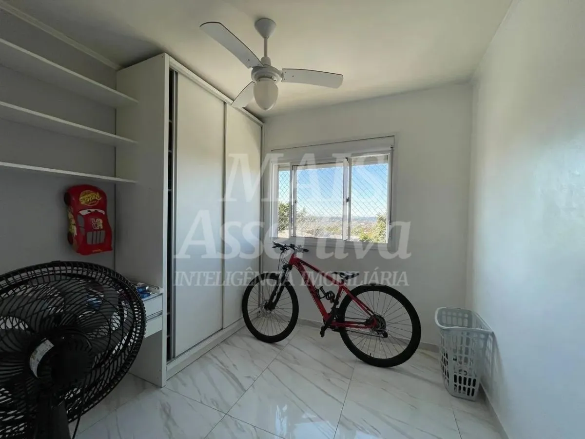 Imagem Excelente apartamento à venda - 3 Dormitórios, semi mobiliado e com sacada!