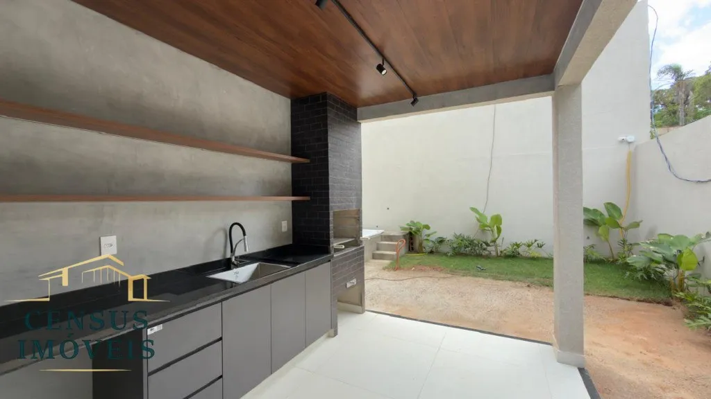 Foto do imóvel: Casa em Condomínio à Venda em Vinhedo-SP, Bairro Condomínio Saint Michel Village: 3 Quartos, 3 Suítes, 2 Salas, 1 Banheiro, 2 Vagas de Garagem, 150m² de Área. em Condomínio Saint Michel Village