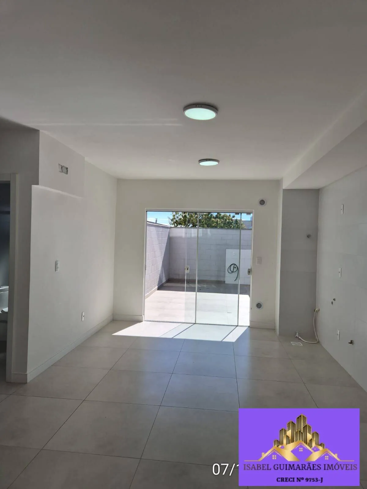 Imagem Alugo Apartamento Sem Móveis, 02 Quartos, 02 Banheiros, Centro Navegantes