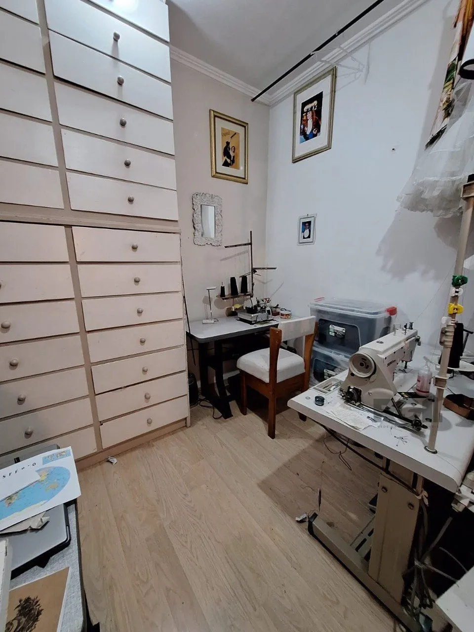 Imagem Apartamento de quatro dormitórios e uma vaga de garagem no bairro Bom Fim em Porto Alegre.