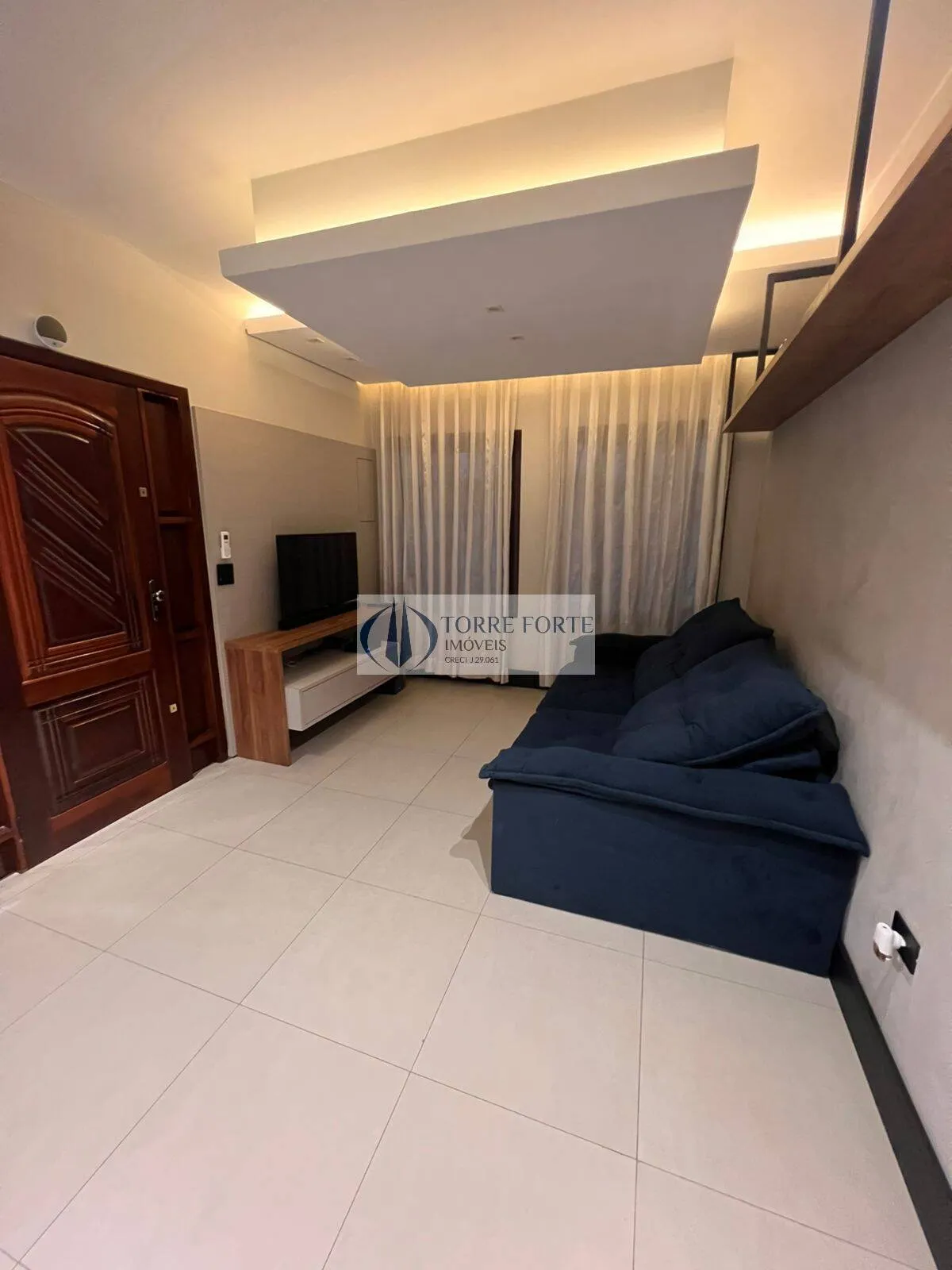 Imagem Linda casa estilo sobrado com 3 dormitórios e 3 vagas na Vila Salete