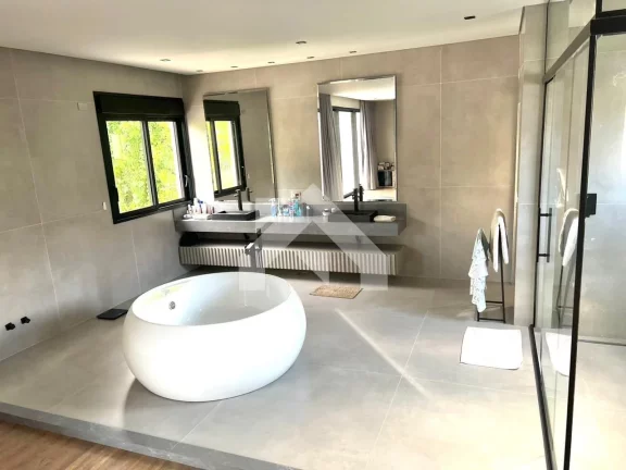 Imagem Casa de Condomínio em Caiapia - Cotia