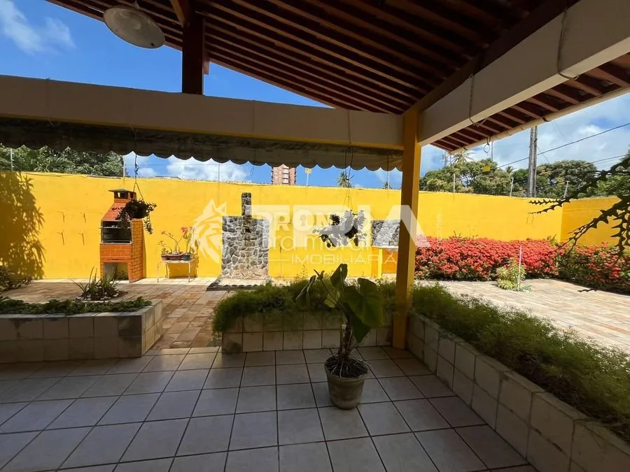 Imagem Casa de 4 quartos, 210m² no bairro Maria Farinha, em Paulista