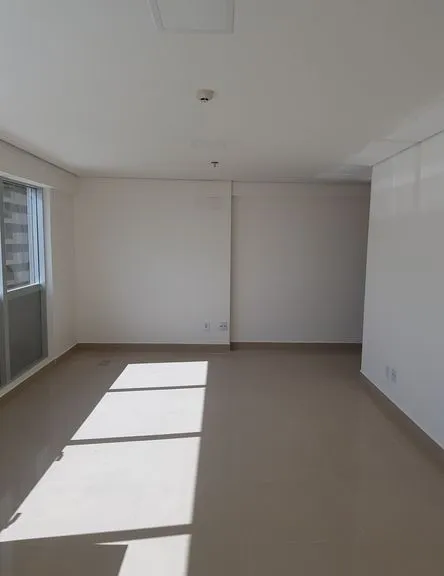 Sala Comercial à Venda, 35 m² em Norte (águas Claras) - Brasília