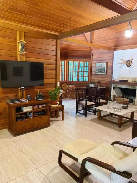 Imagem Casa para Venda em Teresópolis / RJ no bairro Quebra Frascos