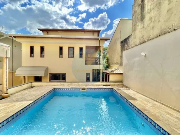 Imagem Casa em Condomínio a Venda no bairro Granja Viana - Cotia, SP
