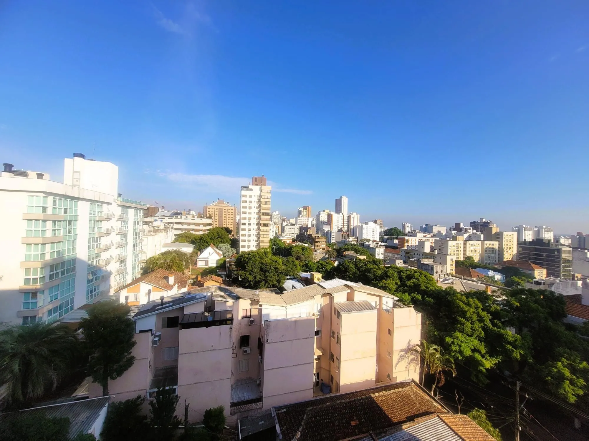 Imagem Excelente apartamento 2 dormitórios semi mobiliado no Mont`t Serrat