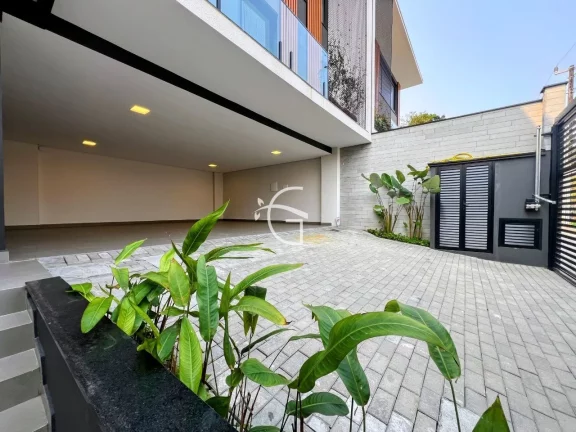 Imagem Casa de alto padrão no América.