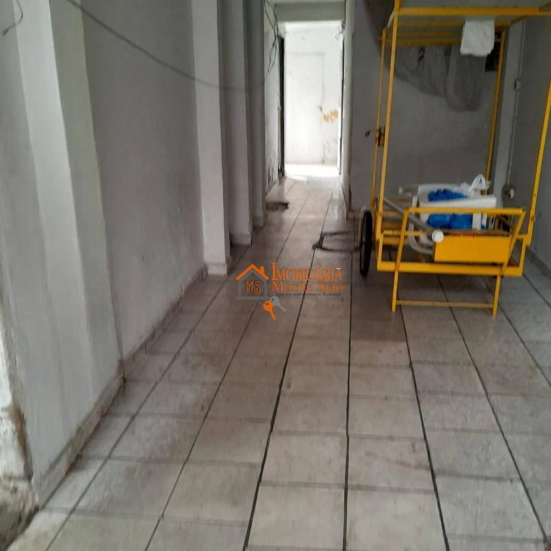Imagem Sobrado com 8 dormitórios à venda, 250 m² por R$ 852.000,00 - Jardim Santa Mena - Guarulhos/SP